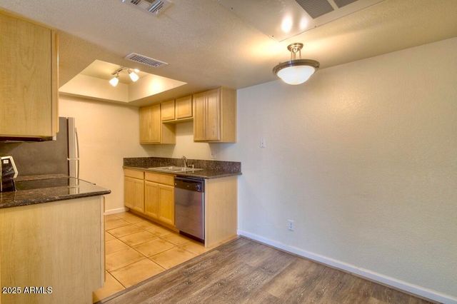 740 W Elm Street 214, Phoenix, AZ 85013