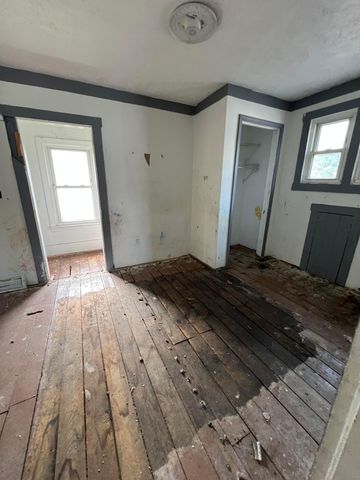 260 Lawrence Street, Newark, OH 43055