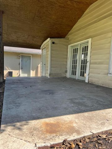 260 Lawrence Street, Newark, OH 43055