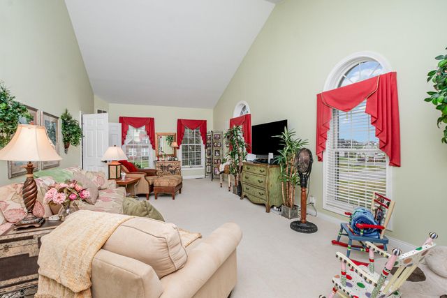 760 Count Fleet Drive, Union, KY 41091