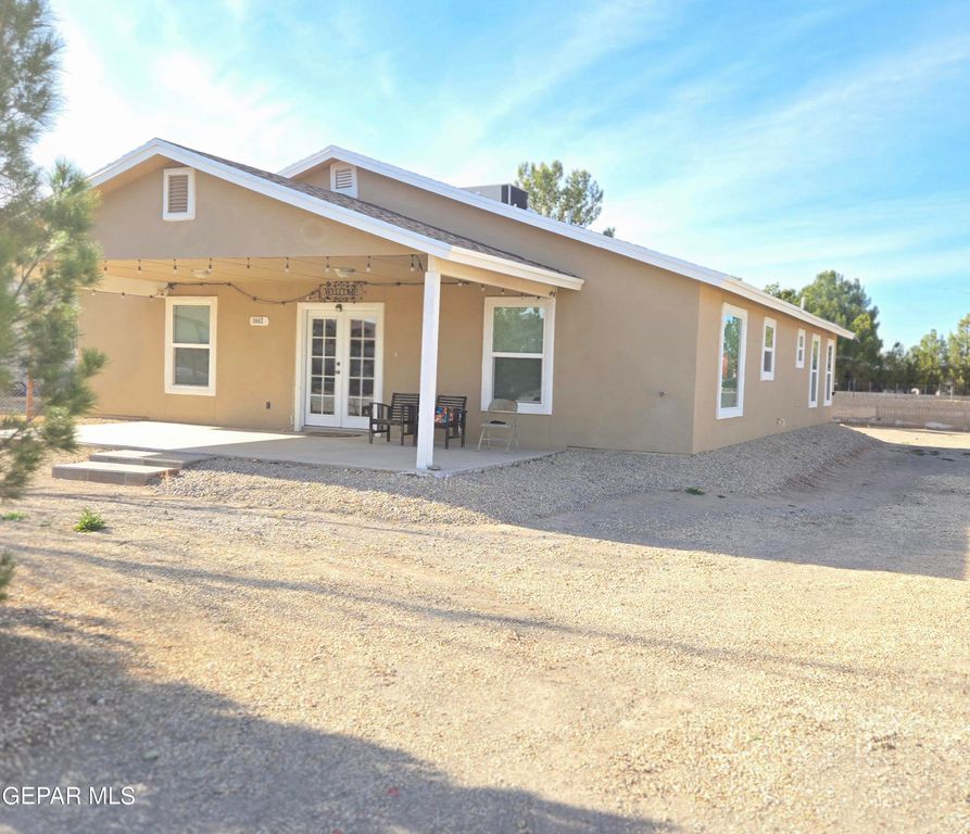 11442 ANAHEIM Lane, Socorro, TX 79927