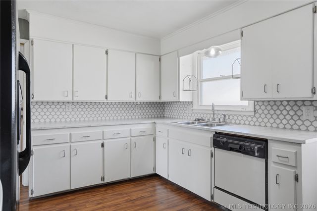 307 E 3rd Street, Beggs, OK 74421