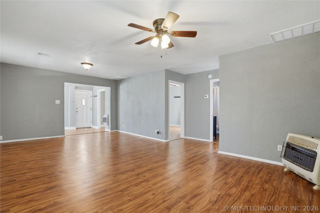 307 E 3rd Street, Beggs, OK 74421