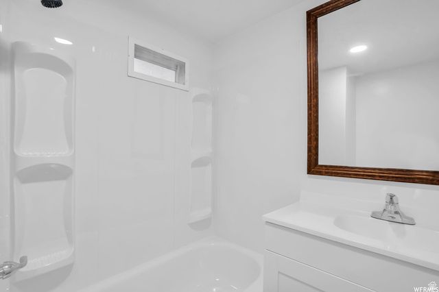 3087 S HOMECREST ST, West Valley City, UT 84119