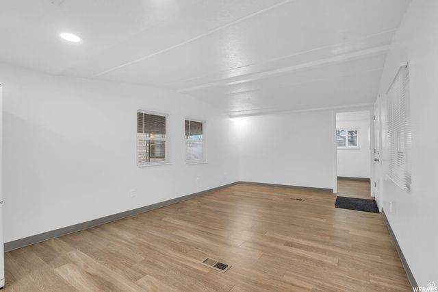 3087 S HOMECREST ST, West Valley City, UT 84119