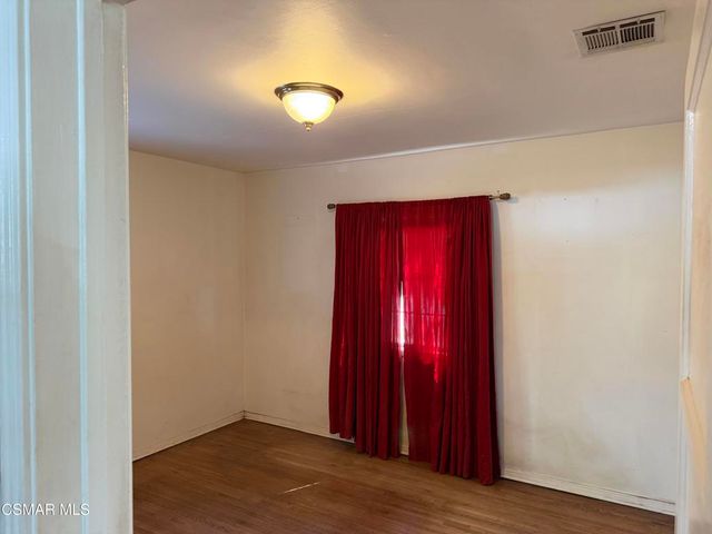 8847 Lindley Avenue, Northridge, CA 91325
