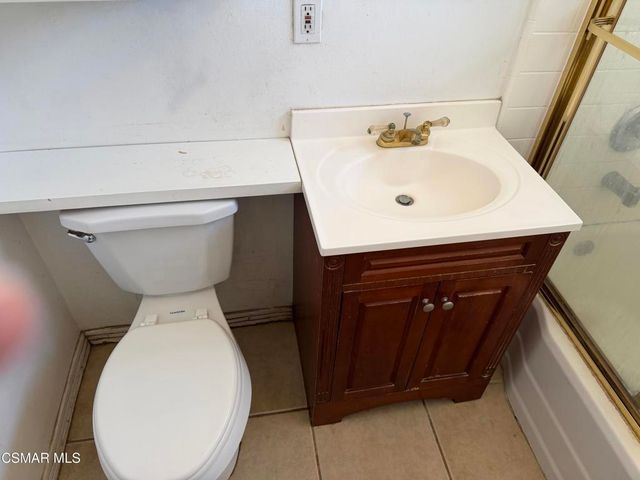 8847 Lindley Avenue, Northridge, CA 91325