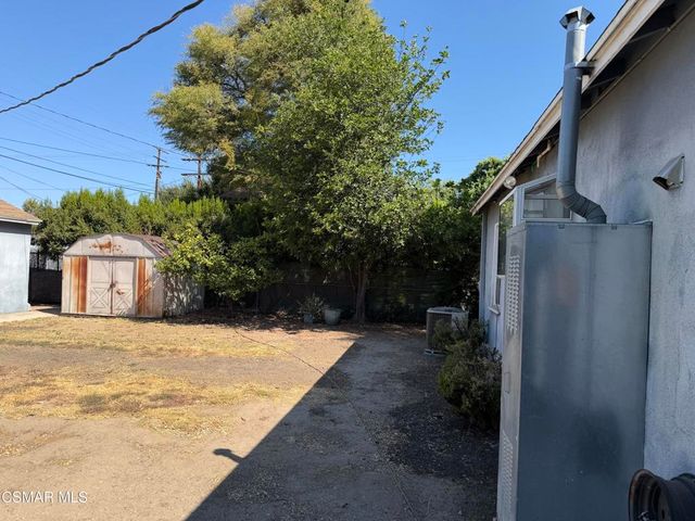 8847 Lindley Avenue, Northridge, CA 91325