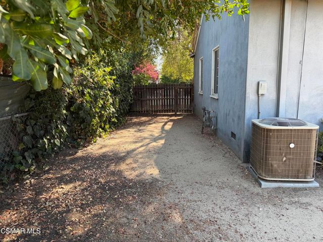 8847 Lindley Avenue, Northridge, CA 91325