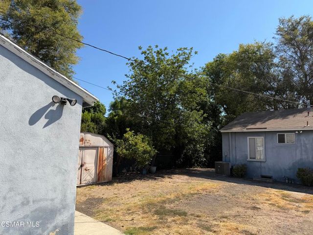 8847 Lindley Avenue, Northridge, CA 91325
