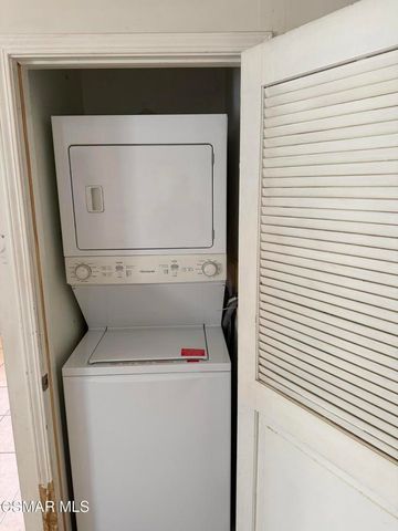 8847 Lindley Avenue, Northridge, CA 91325