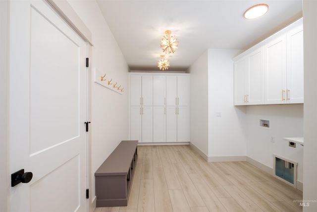 442 E Elaine Ct, Nampa, ID 83686