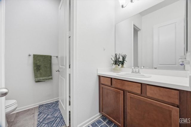 15706 Saint Clement Way, Bakersfield, CA 93314