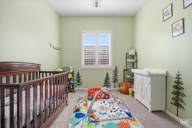 15706 Saint Clement Way, Bakersfield, CA 93314