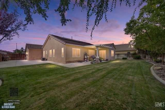 15706 Saint Clement Way, Bakersfield, CA 93314