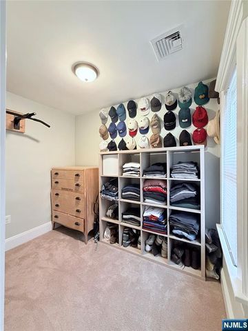 136 Prospect Street 2nd Floor, Midland Park, NJ 07432