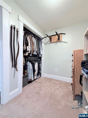 136 Prospect Street 2nd Floor, Midland Park, NJ 07432