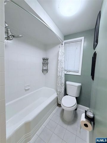 136 Prospect Street 2nd Floor, Midland Park, NJ 07432