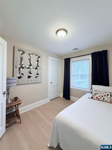 136 Prospect Street 2nd Floor, Midland Park, NJ 07432