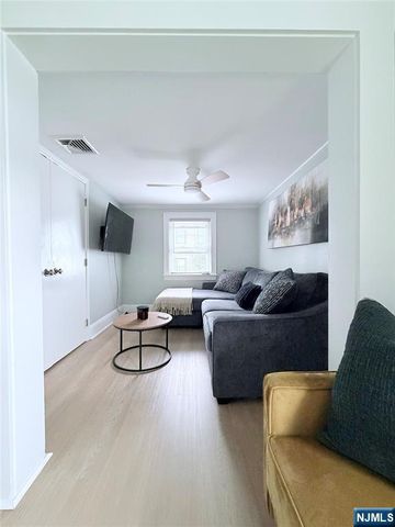 136 Prospect Street 2nd Floor, Midland Park, NJ 07432