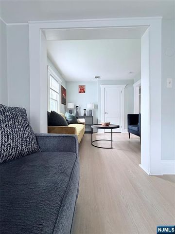 136 Prospect Street 2nd Floor, Midland Park, NJ 07432