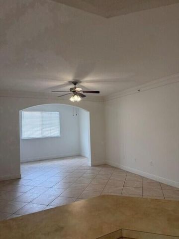 9905 Baywinds Boulevard 2303, West Palm Beach, FL 33411
