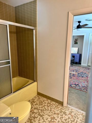557 Walton Court, Macon, GA 31204