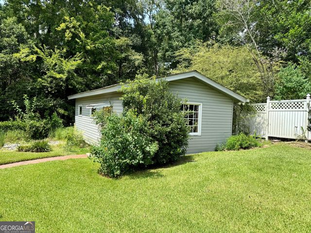 557 Walton Court, Macon, GA 31204