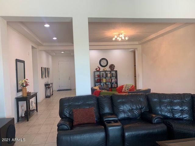 10122 W El Cortez Place, Peoria, AZ 85383