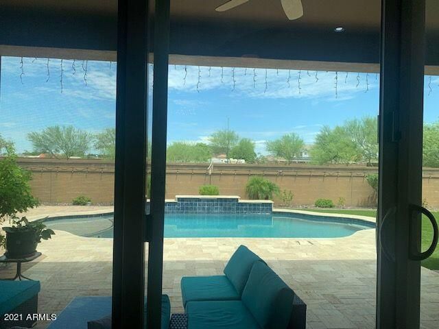 10122 W El Cortez Place, Peoria, AZ 85383
