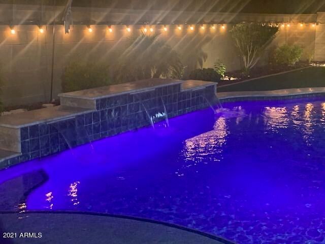 10122 W El Cortez Place, Peoria, AZ 85383