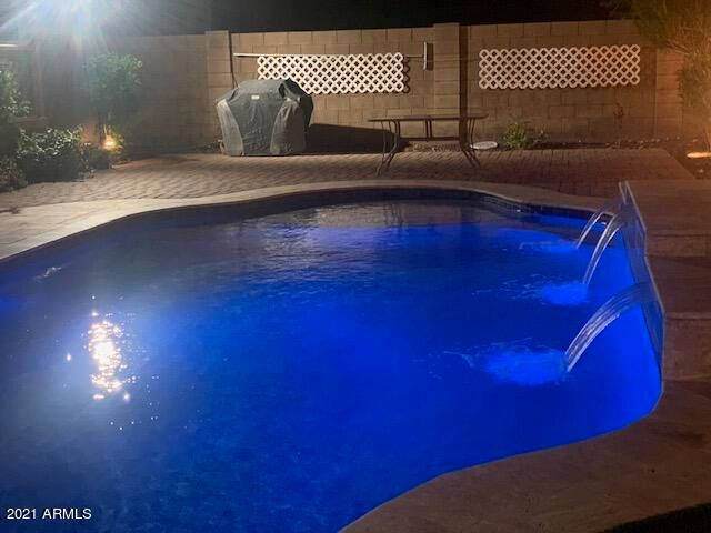 10122 W El Cortez Place, Peoria, AZ 85383