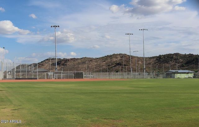 10122 W El Cortez Place, Peoria, AZ 85383