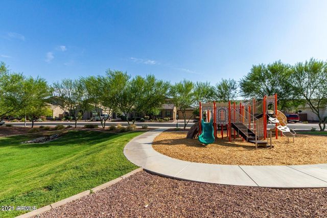 10122 W El Cortez Place, Peoria, AZ 85383