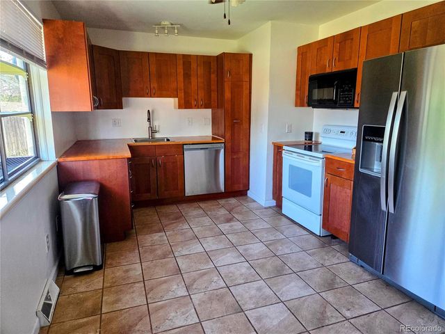 3420 W 96th Avenue, Westminster, CO 80031