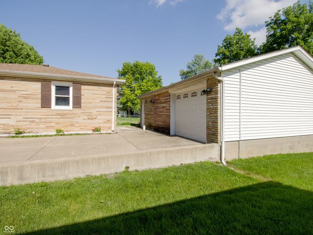 235 W Huntstead Lane, Indianapolis, IN 46217