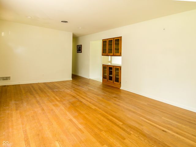 235 W Huntstead Lane, Indianapolis, IN 46217