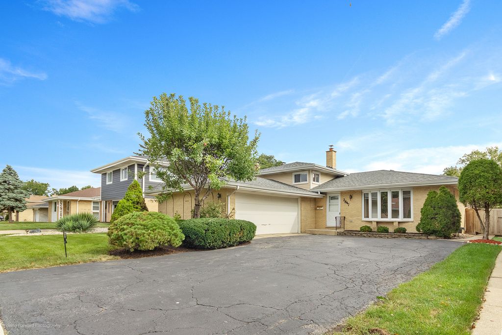 2847 Buckingham Avenue, Westchester, IL 60154 — exterior