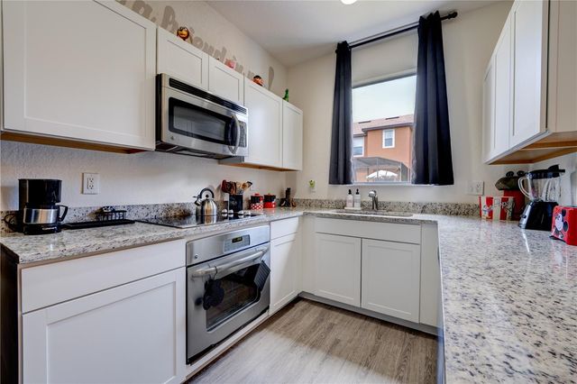 2720 ROADSTER, Kissimmee, FL 34746