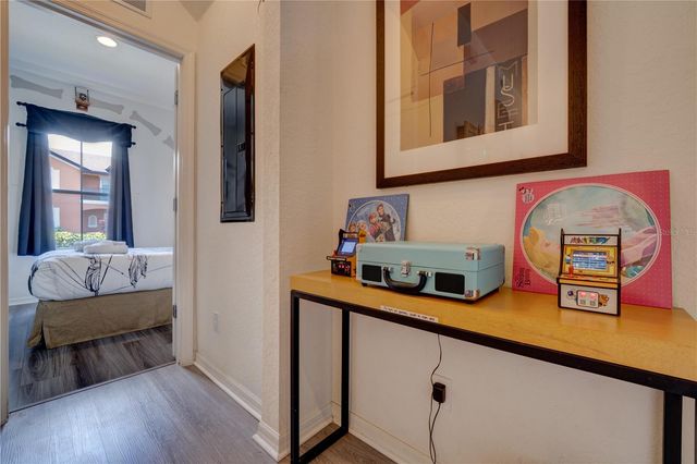 2720 ROADSTER, Kissimmee, FL 34746