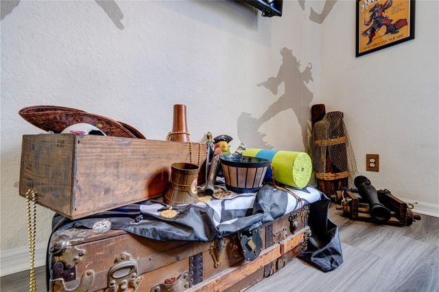 2720 ROADSTER, Kissimmee, FL 34746