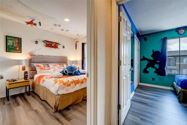 2720 ROADSTER, Kissimmee, FL 34746