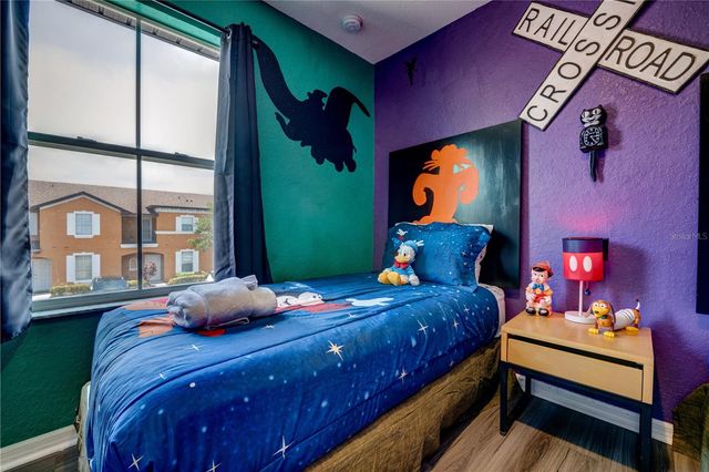 2720 ROADSTER, Kissimmee, FL 34746