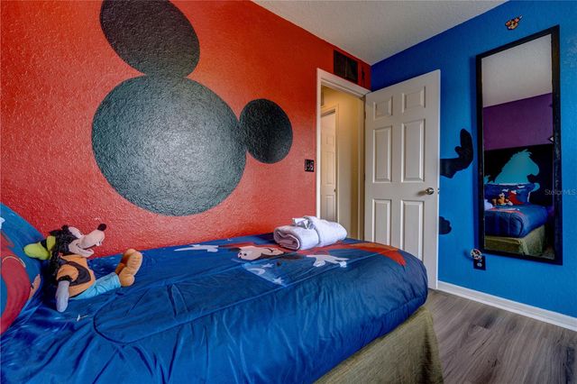 2720 ROADSTER, Kissimmee, FL 34746