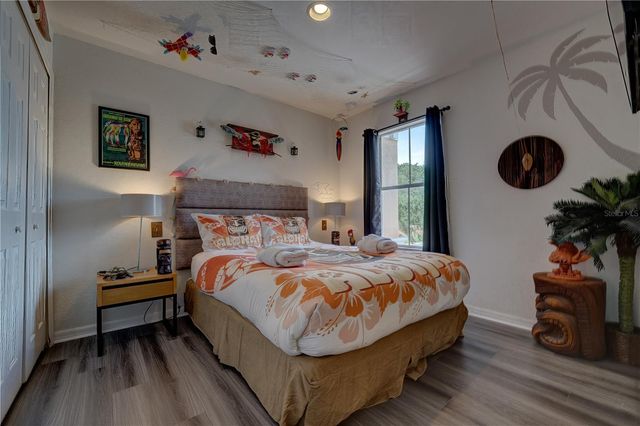 2720 ROADSTER, Kissimmee, FL 34746