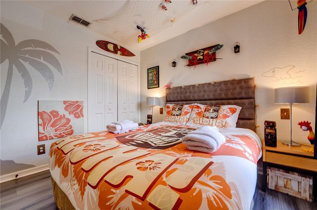 2720 ROADSTER, Kissimmee, FL 34746