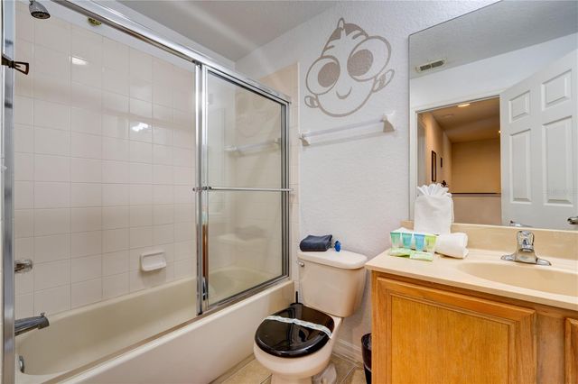 2720 ROADSTER, Kissimmee, FL 34746