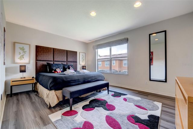 2720 ROADSTER, Kissimmee, FL 34746