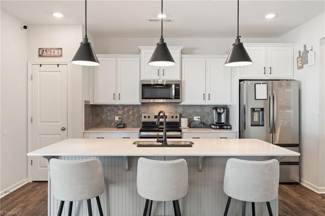 5351 Becks Church Road, Winston-salem, NC 27106