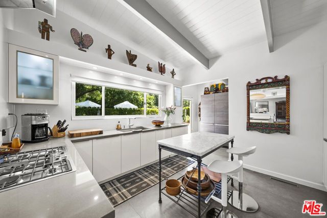 4620 Balboa Avenue, Encino (los Angeles), CA 91316